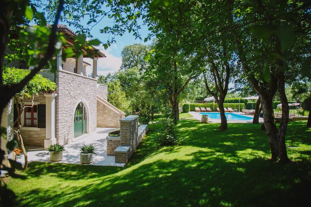 Villa Kringa Tinjan